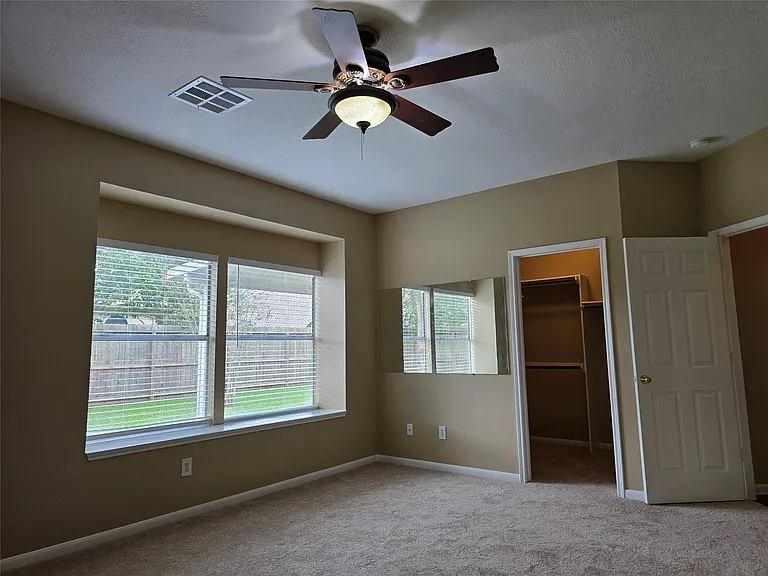1820 Branch Hill Dr — Photo 19