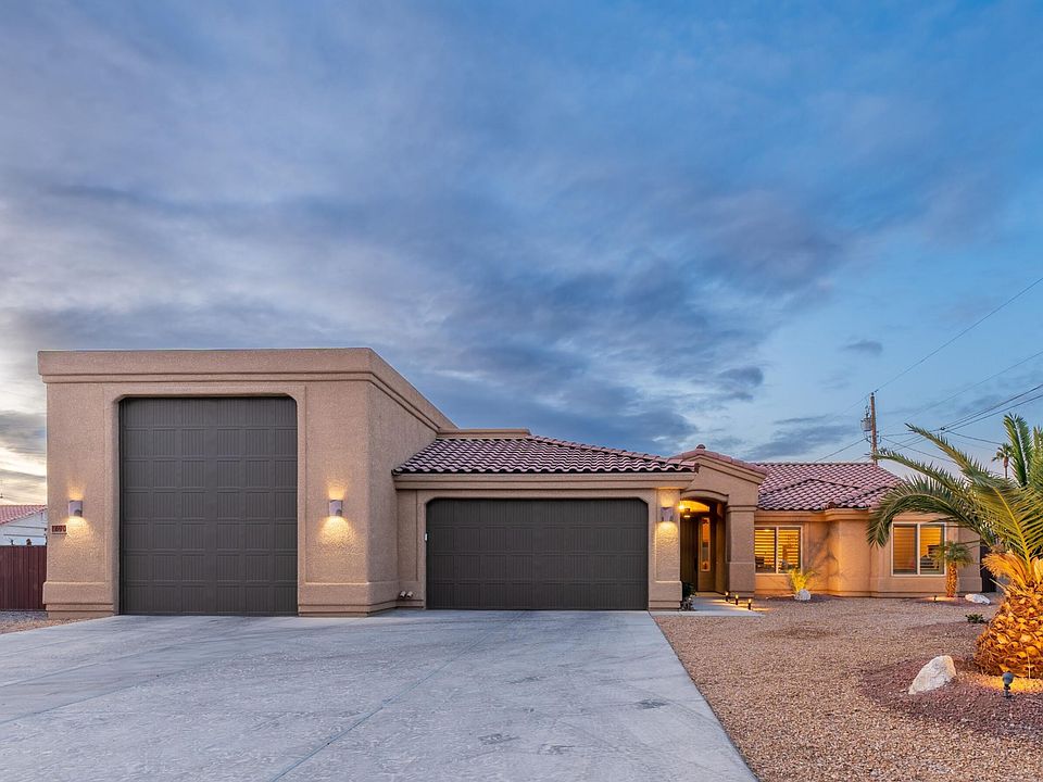 1st image of 690 Pueblo Dr