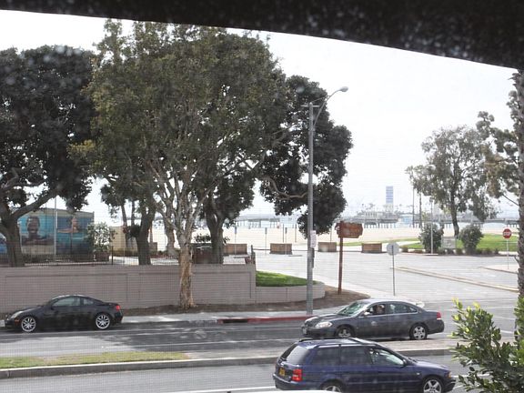 3rd image of 4315 E Ocean Blvd