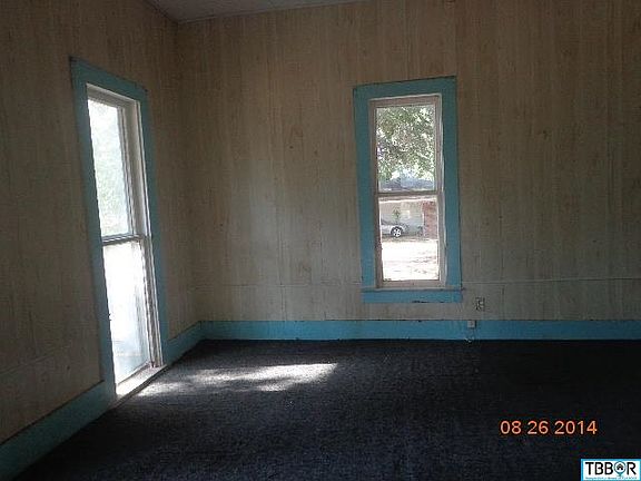 5th image of 400 S Burleson Ave