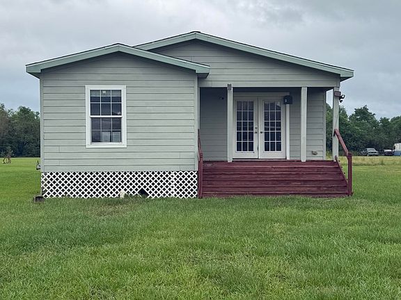 2nd image of 1300 L Dubois Rd
