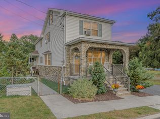 407 S Line St, Frackville, PA 17931