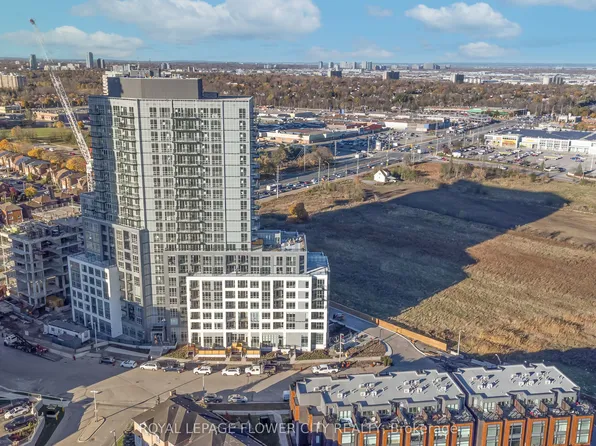 225 Malta Ave, Brampton, ON