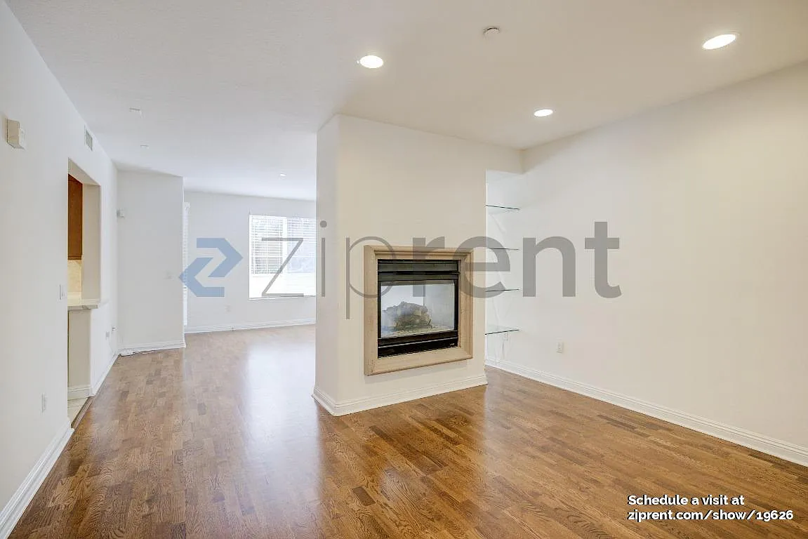 3 bed, 2.5 bath, 1804 sqft, $5,550 — Photo 1