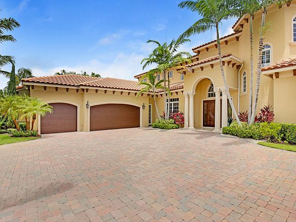 3rd image of 8741 SE Somerset Island Way