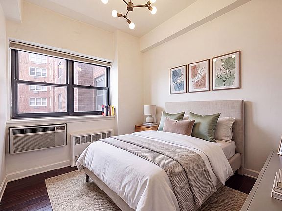 5th image of 181 E 73rd St APT 14G