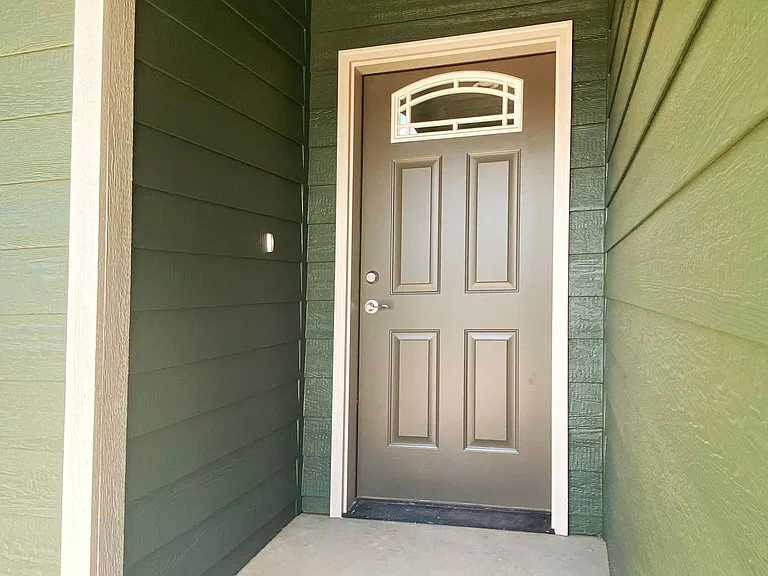 1415 Destiny Ln — Photo 3