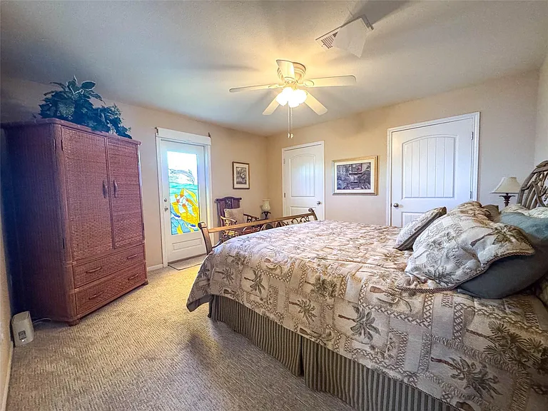 1031 Redfish St — Photo 13