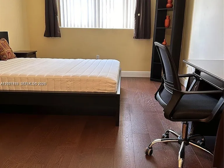201 S Golden Isles Dr #306 — Photo 32