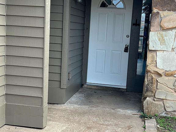 3rd image of 2314 NW Dunstan Ln