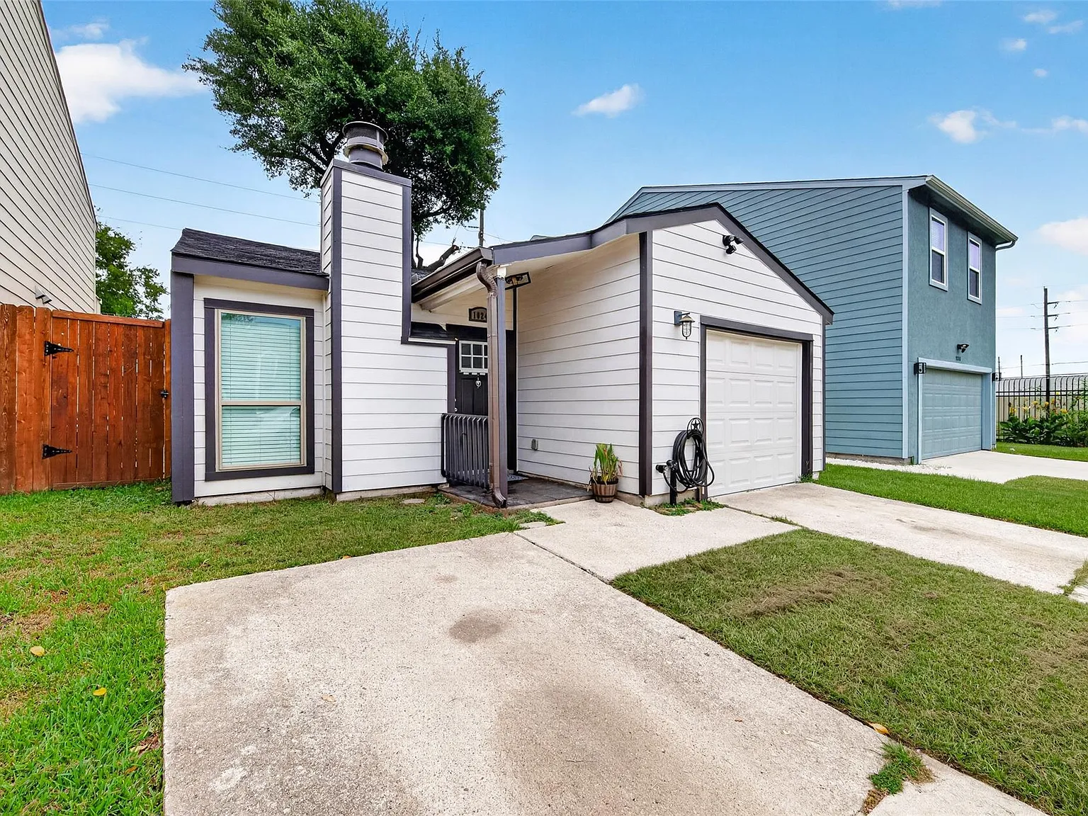 2 bed, 1.0 bath, 957 sqft, $1,650 — Photo 2