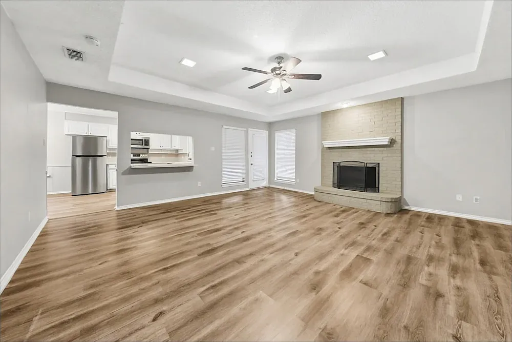 3 bed, 1732 sqft, $1,400 — Photo 1