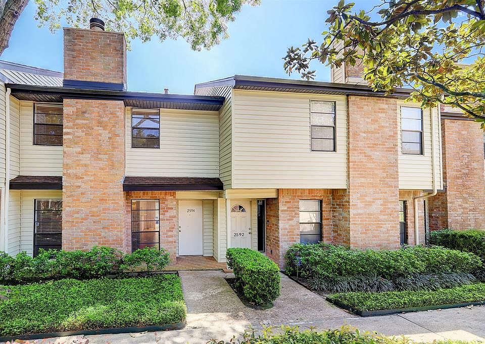 1st image of 2594 Bering Dr