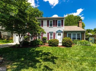 12726 Builders Rd, Herndon, VA 20170