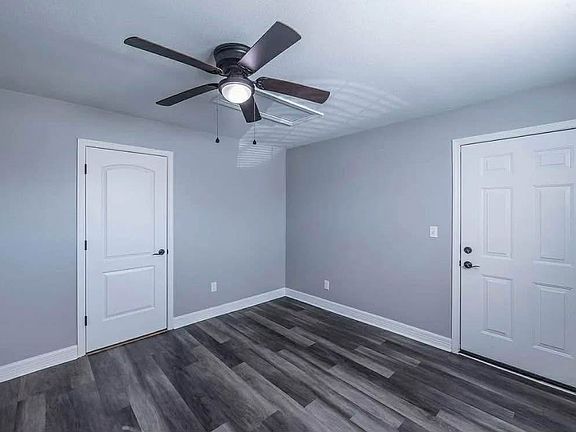 4th image of 715 35th St #2