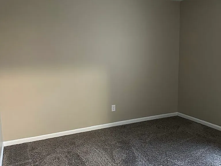 112 Donna Ave — Photo 11