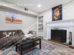 434 Lombard St #2R, Philadelphia, PA 19147