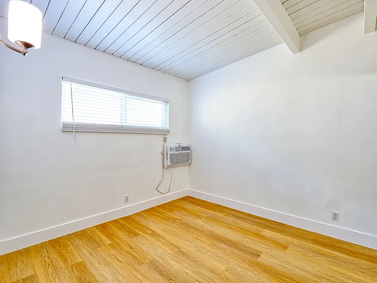3721 Westwood Blvd — Photo 19