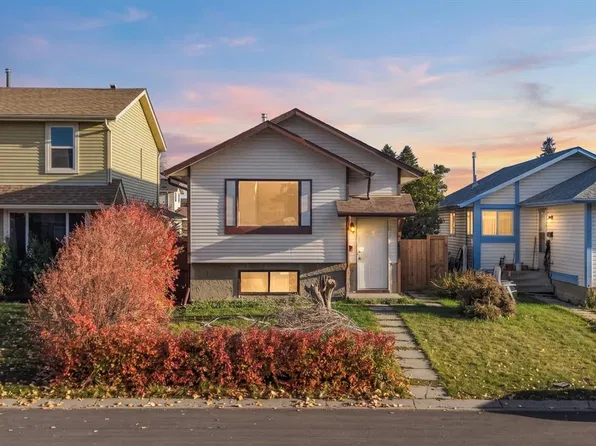 96 NW Abalone Cres NE, Calgary, AB T2A 6X8