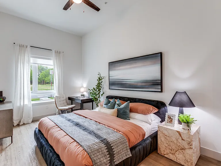 Pearl Springdale — Photo 10