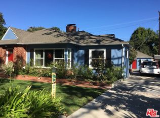 16425 Otsego St, Encino, CA 91436