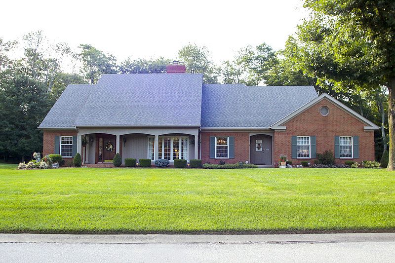1st image of 1066 Tudor Ln