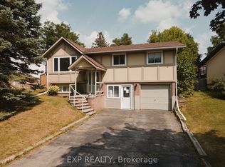 595 Pioneer Dr, Kitchener, ON N2P 1L6
