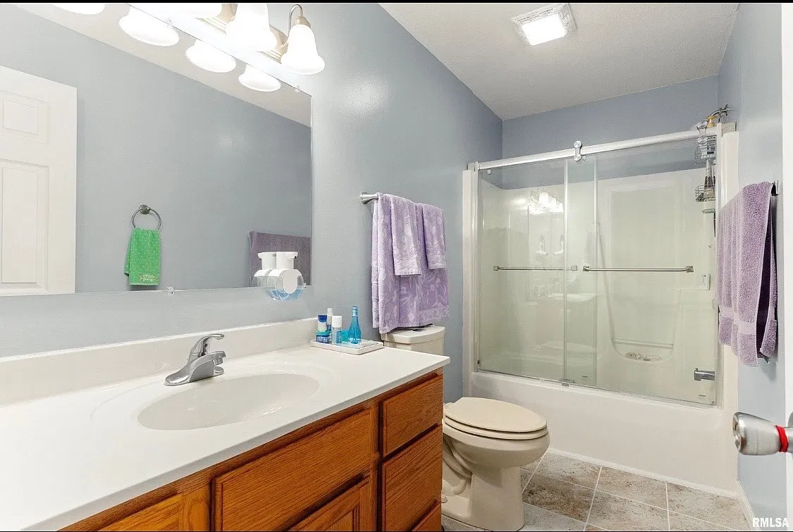 3 bed, 1759 sqft, $2,000 — Photo 4