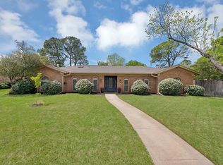1500 Wagon Wheel Trl, Pantego, TX 76013