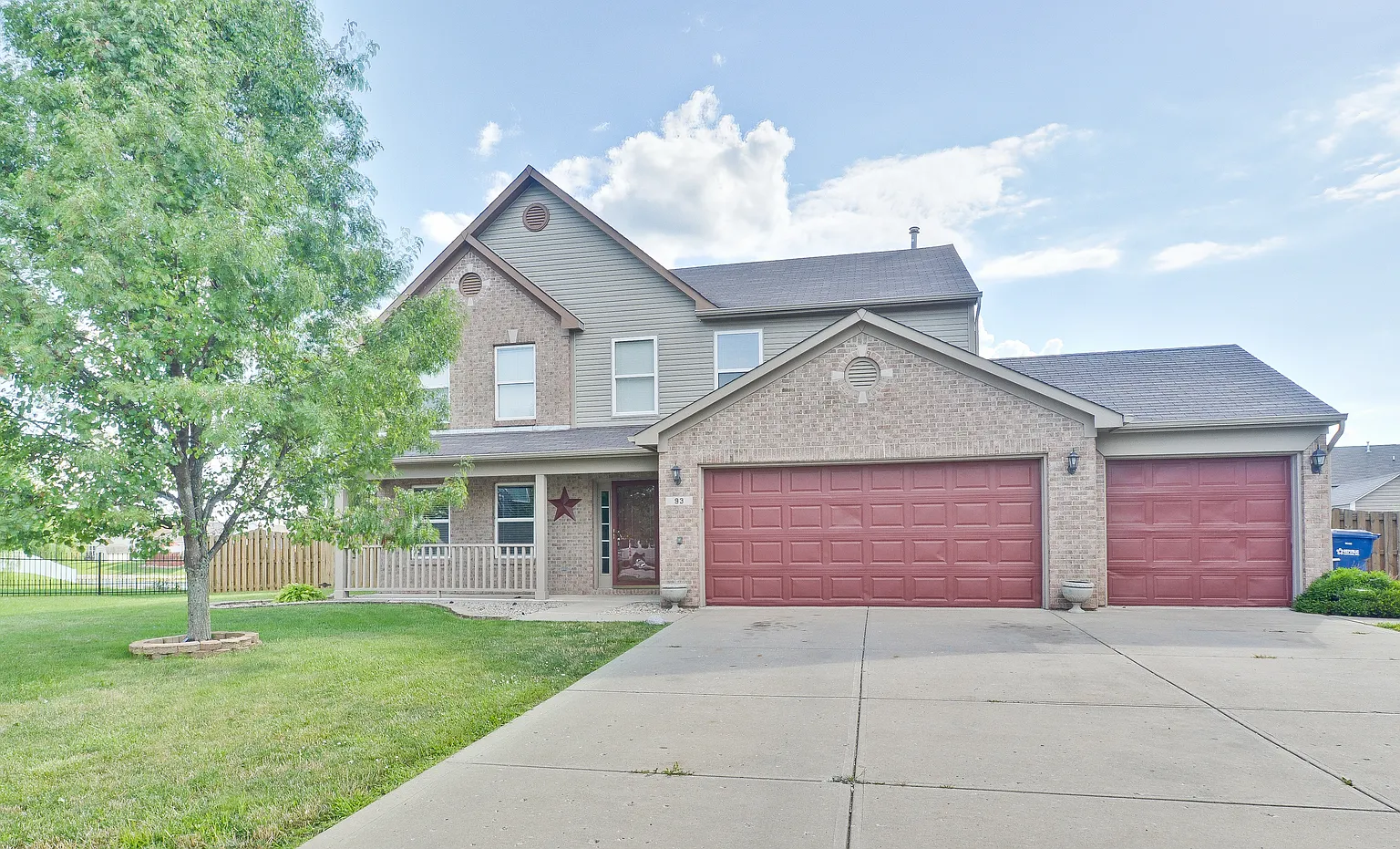 93 Pin Oak Ct photo 1