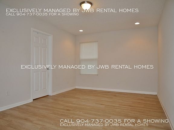 3rd image of 1725 Brooker Pl