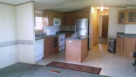 3rd image of 203 Eugene Ln