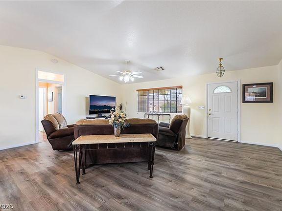 4th image of 3631 S Blagg Rd