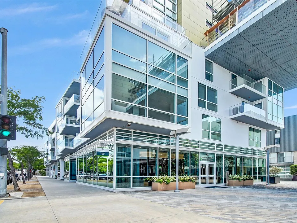 1705 Ocean Ave #210