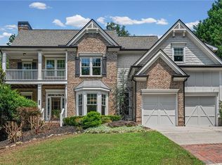 690 Big Bend Trl, Sugar Hill, GA 30518