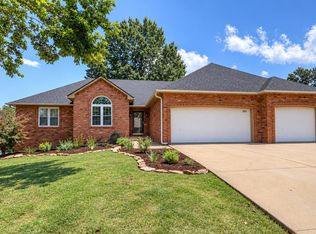 3801 Poplar Dr, Joplin, MO 64804