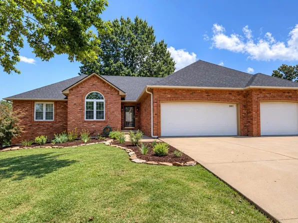 3801 Poplar Dr, Joplin, MO 64804