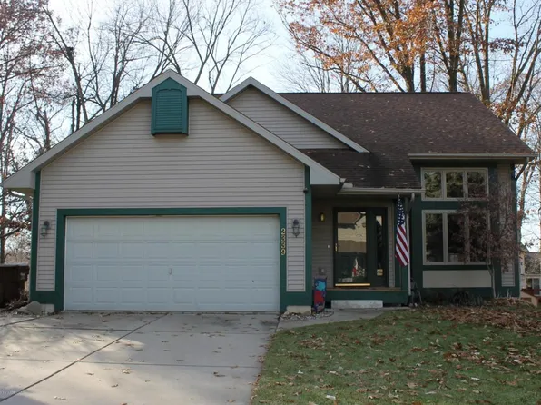 2339 Anchor Ct, Holt, MI 48842