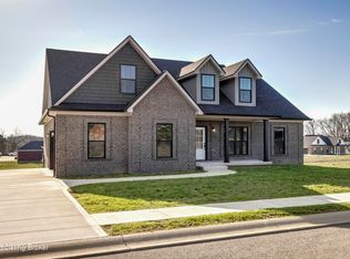 208 Wendover Ct, Bardstown, KY 40004