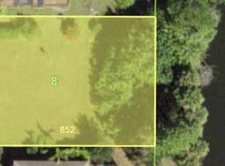 472 Yorkshire St, Port Charlotte, FL 33954