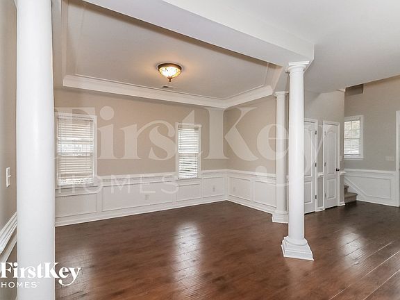 2nd image of 200 Mirramont St