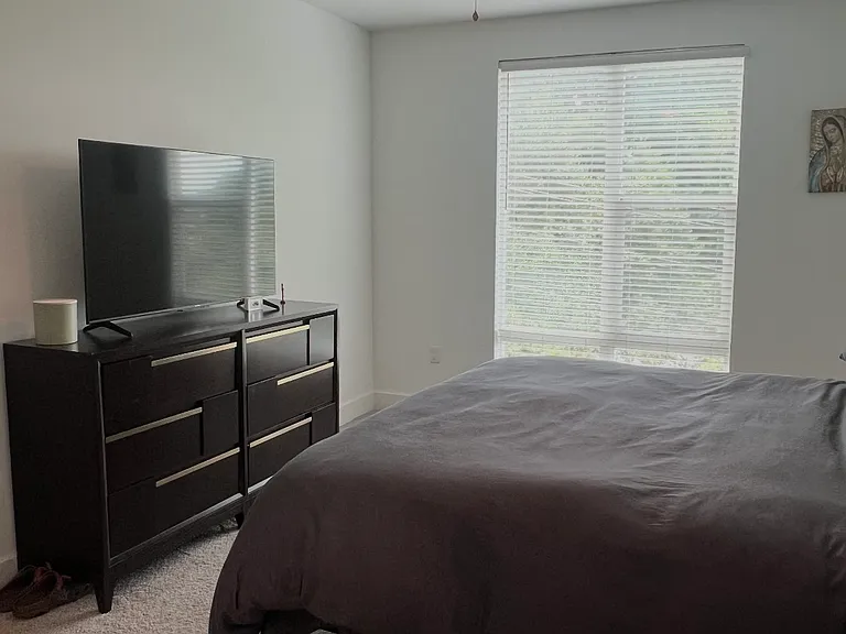 567 N Ave Ne #B1A — Photo 3