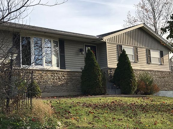 2nd image of 6150 Wilmington Pike