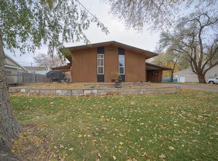 584 S Stout Ave, Blackfoot, ID 83221