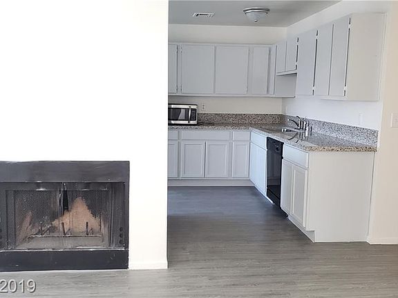 5th image of 6225 Yerba Ln APT D