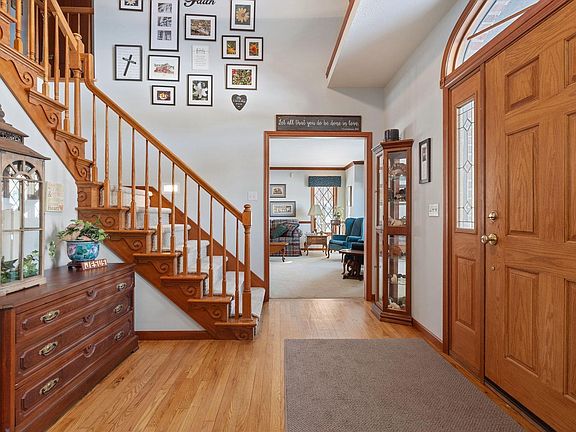 4th image of 60886 Rue Du Lac East Dr