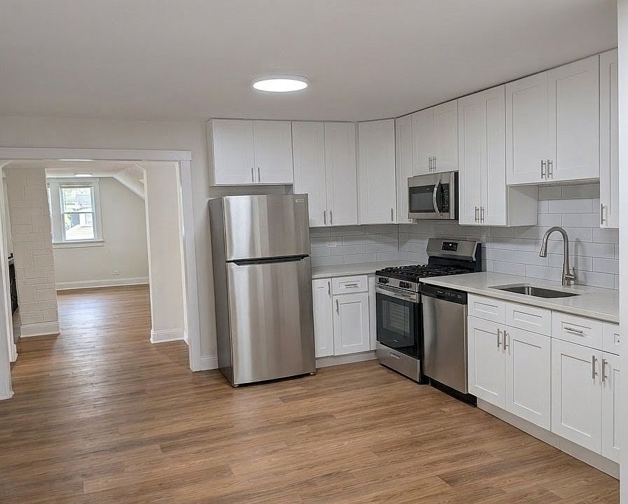 1st image of 3628 N Nordica Ave #2