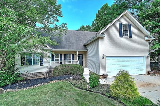 1st image of 144 Gray Cliff Dr