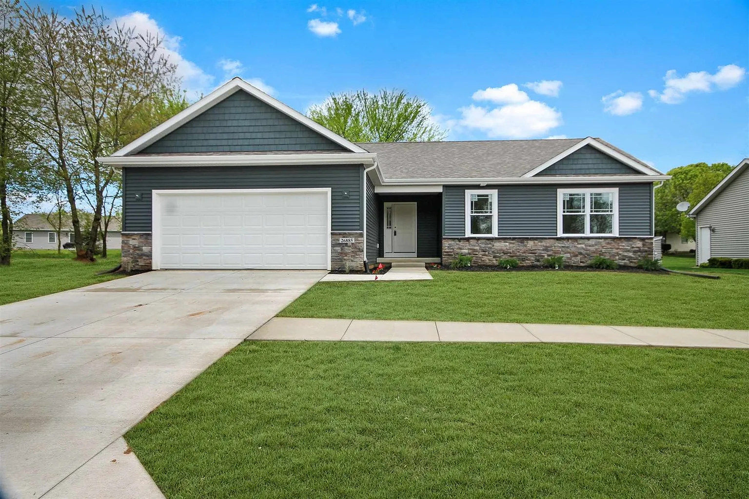 26885 McArthur Ct photo 1