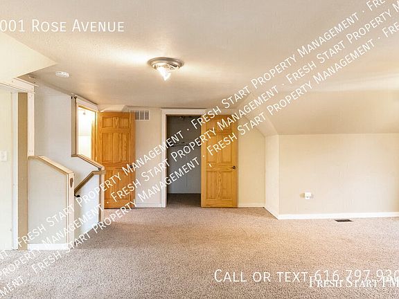 4th image of 1001 Rose Ave